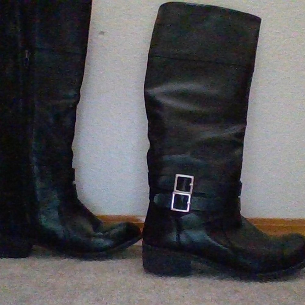 Black boots